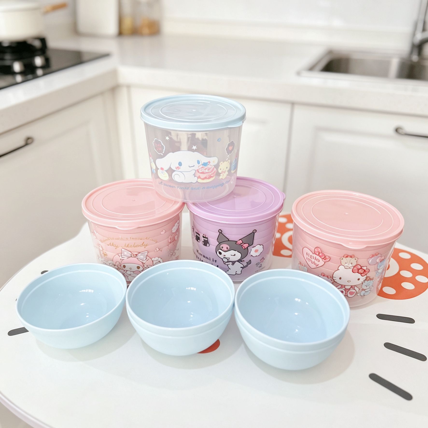 Anime Sanrio Round Hello Kitty - Food Storage With Dividers reseña y precio